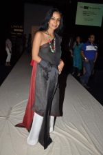 Suchitra pillai at Lakme Fashion Week Day 2 on 4th Aug 2012_1 (46).JPG